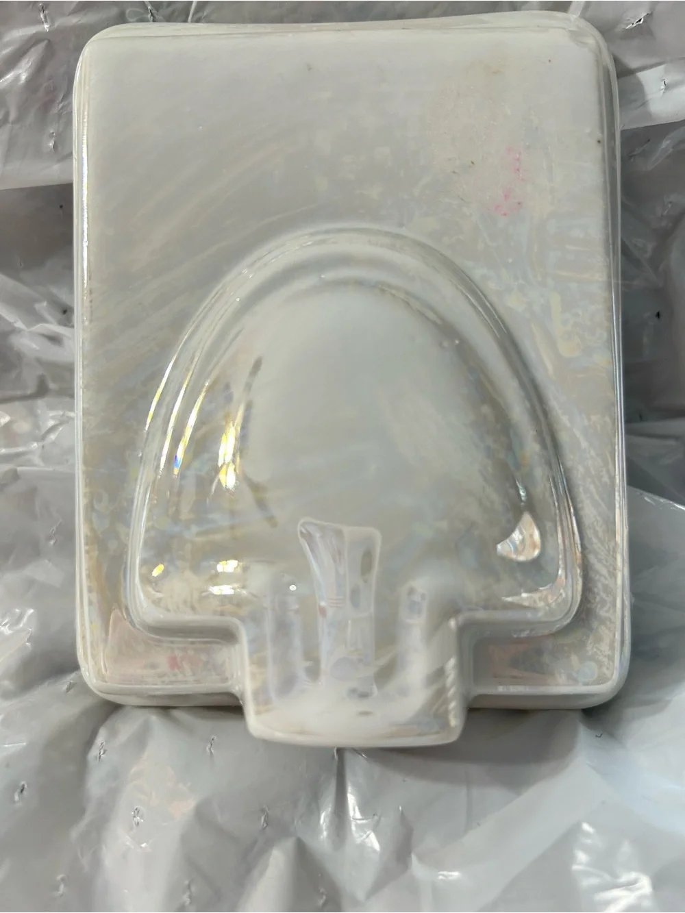 N/A iridescent white
